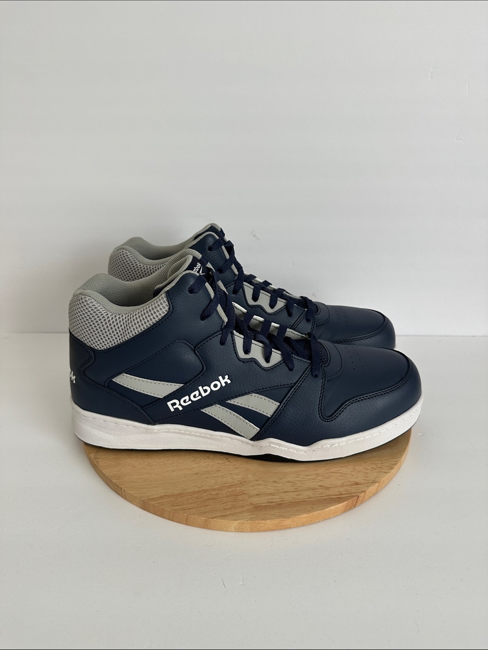 Reebok Work 4133 Mens Round Closed Toe Work Shoes